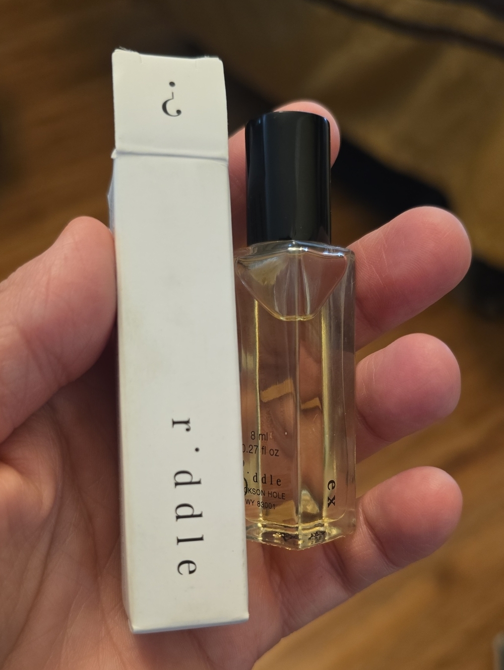 r·iddle Travel Size Roller Perfume in Pale Amber